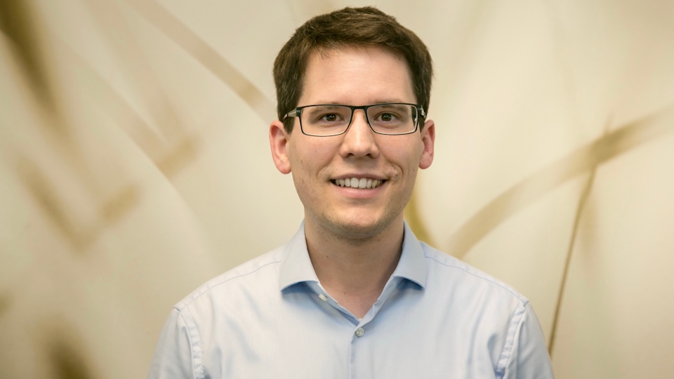 Dr. Sebastian Beck